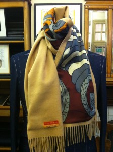 Beige cashmere with grey and maroon printed silk wave.